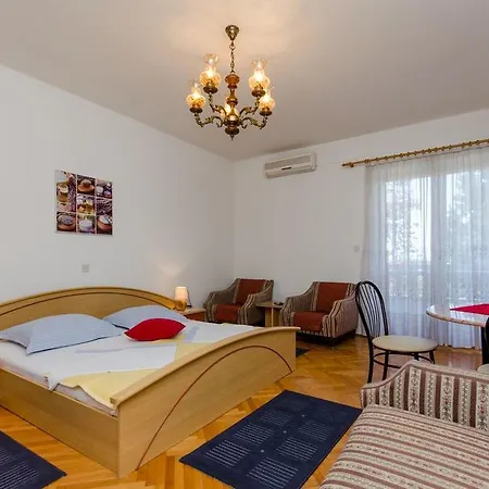 Apartments Fila 马卡尔斯卡