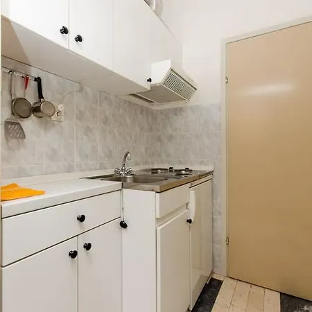 Apartments Fila * 马卡尔斯卡